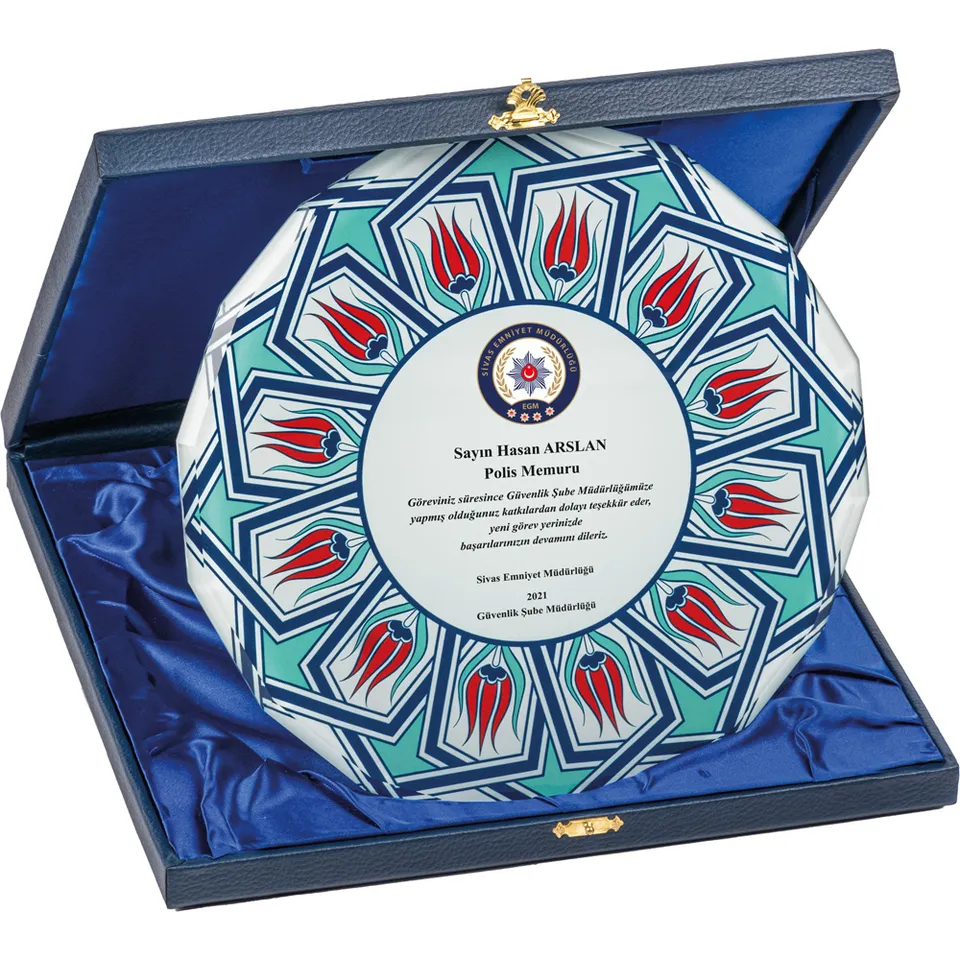 EKT-430 25 x 25 cm Kutulu Kristal Plaket